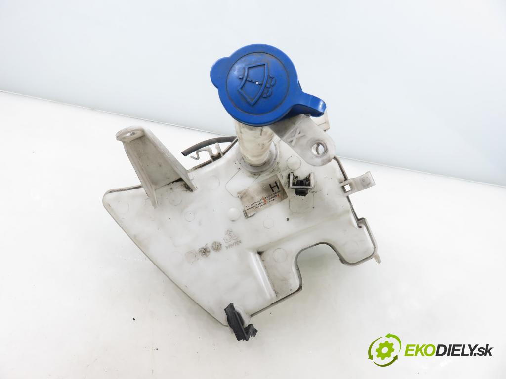 TOYOTA AURIS TOURING SPORTS (_E18_) KOMBI 2014 91,00 2.0 D-4D 124 (ADE186_) - 1AD-FTV 1998,00 Nádržka ostrekovačov 8531002490 ; 1020962 (Kľučka dverí ostatné)
