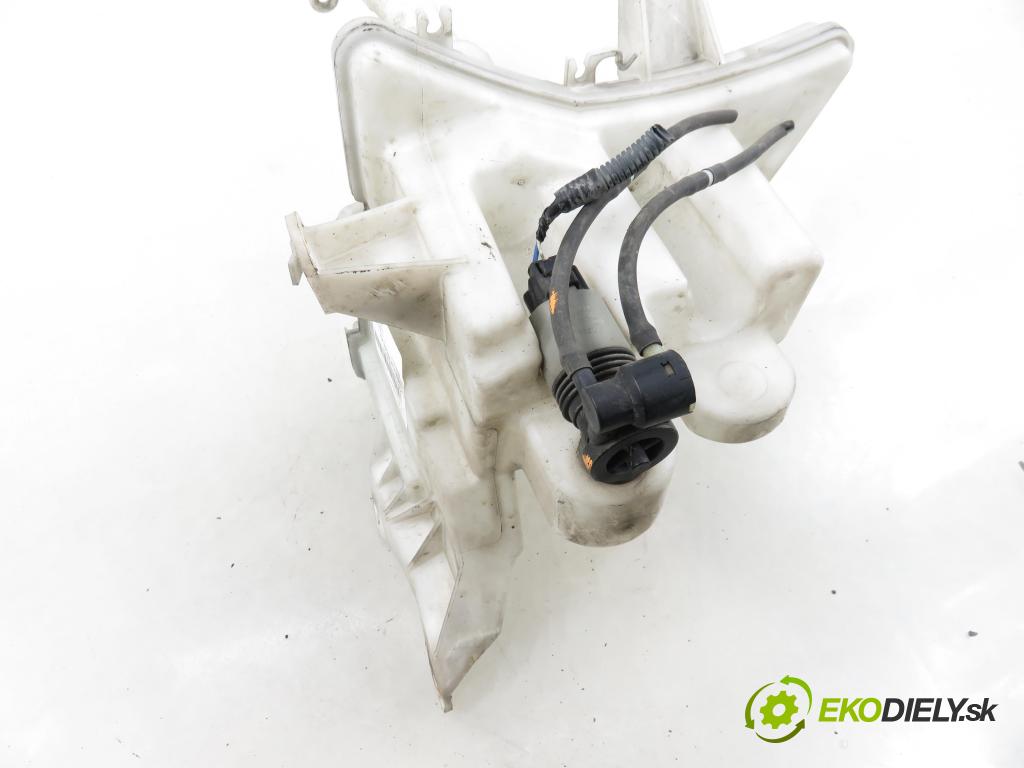 TOYOTA AURIS TOURING SPORTS (_E18_) KOMBI 2014 91,00 2.0 D-4D 124 (ADE186_) - 1AD-FTV 1998,00 Nádržka ostrekovačov 8531002490 ; 1020962 (Kľučka dverí ostatné)