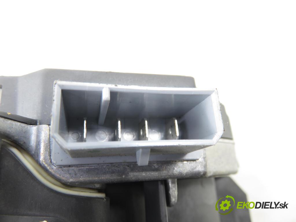 FIAT CROMA (194_) KOMBI 2006 110,00 1.9 D Multijet 150 - 939 A2.000 1910,00 ventilátor větráku 007013E