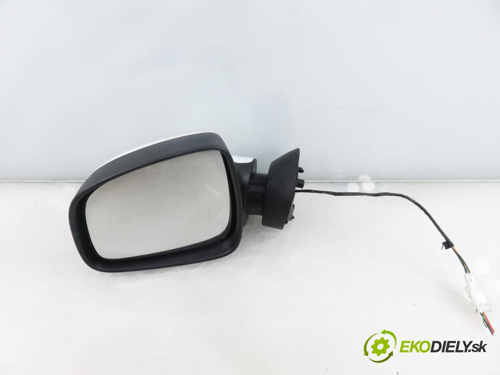 DACIA SANDERO HB 2009 55,00 1.4 - K7J 710 1390,00 zpětné zrcátko LE 8200497509