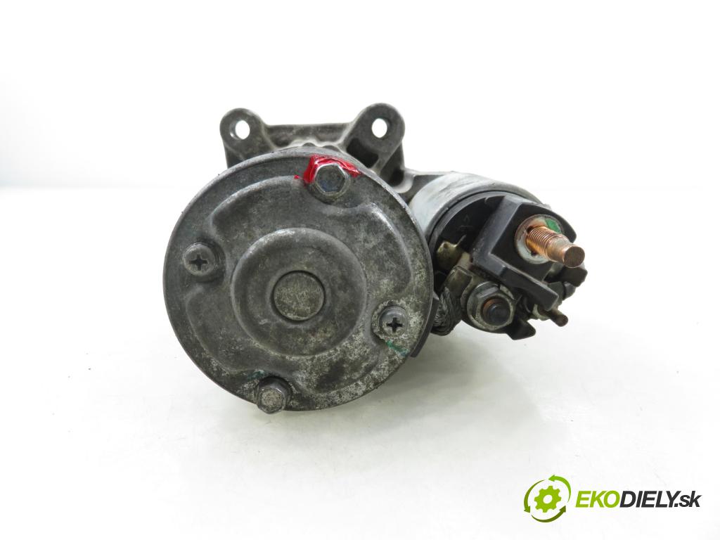 DACIA SANDERO HB 2009 55,00 1.4 - K7J 710 1390,00 Štartér 8200815083 ; M000T46371ZT (Štartér)