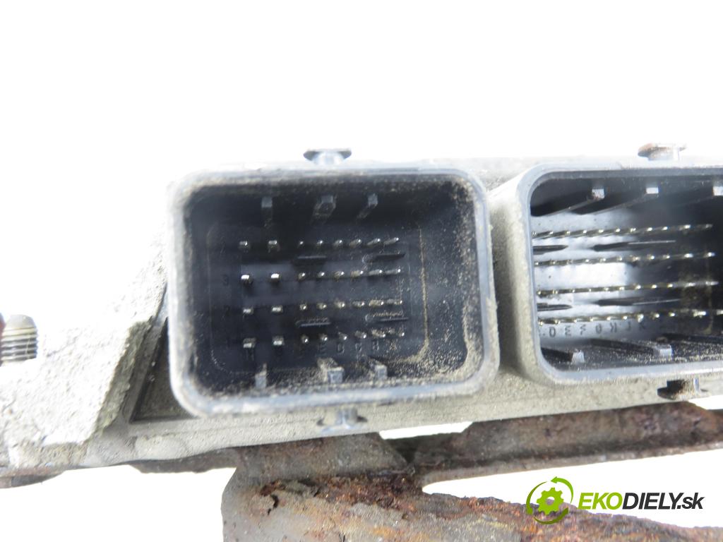 CITROEN JUMPER Skrzynia FURGON 2011 74,00 2.2 HDi 100 - 4HV (P22DTE) 2198,00 Riadiaca jednotka Motor 9666360280