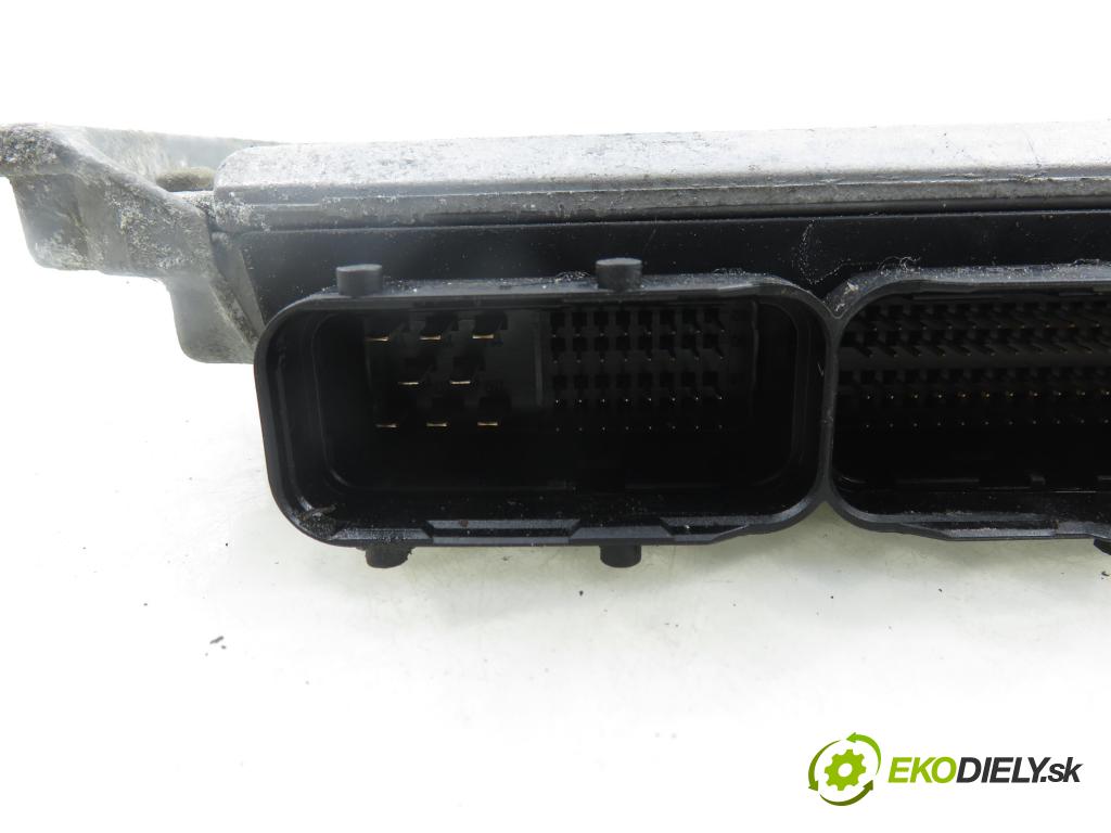 FIAT DUCATO (230_) FURGON 2001 94,00 2.8 JTD - 8140.43S 2798,00 Riadiaca jednotka Motor 0281010486 ; 1327518080