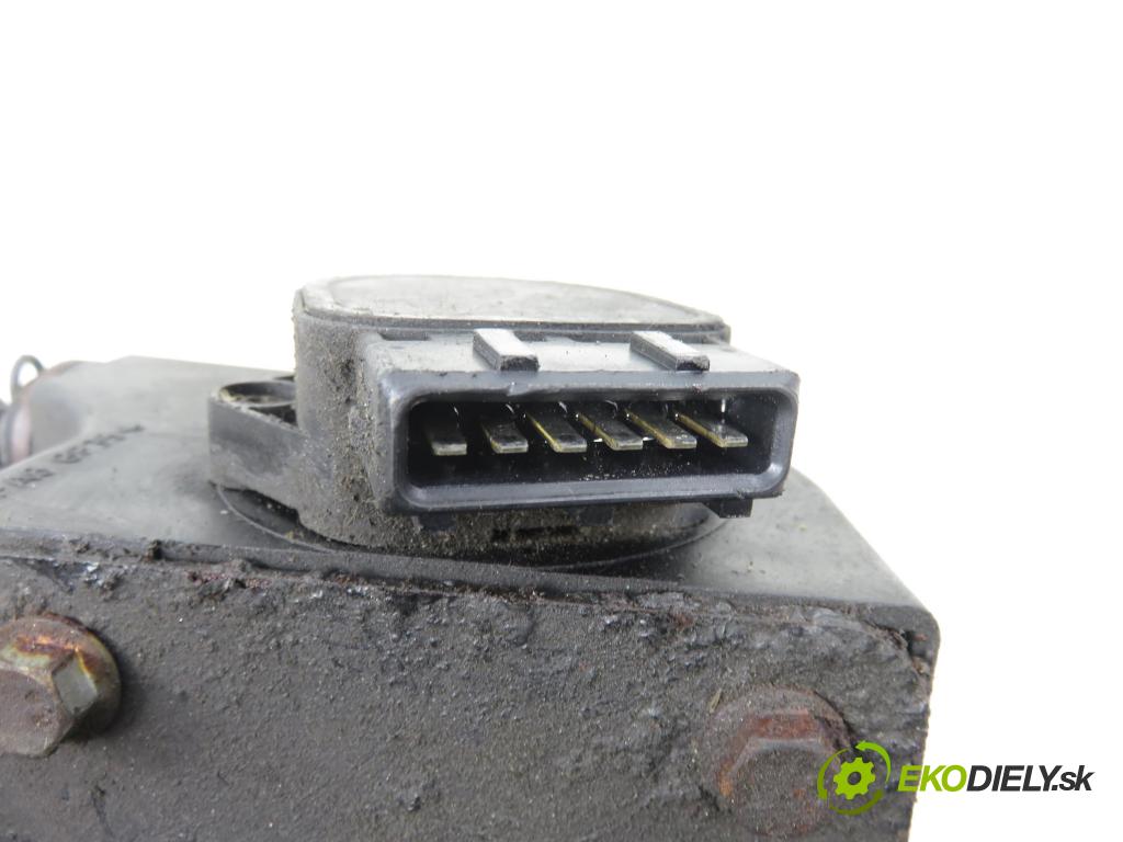 RENAULT CLIO II (BB_, CB_) HB 2002 59,00 1.9 dTi (B/CB0U) - F9Q 780 1870,00 Potenciometer plynu 7700431917 (Potenciometer plynového pedálu)