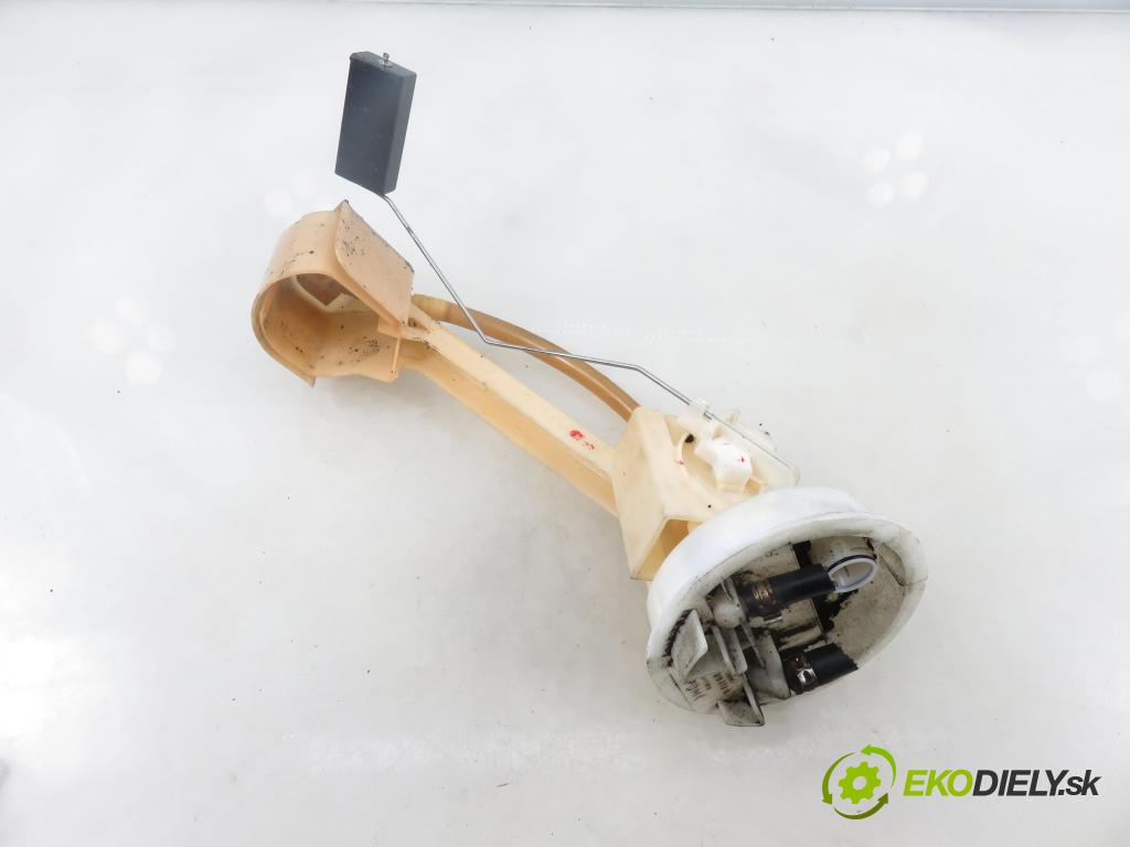 AUDI A4 Avant (8D5, B5) KOMBI 1997 81,00 1.9 TDI - AFN 1896,00 snímač hladiny paliva 8D0919673G