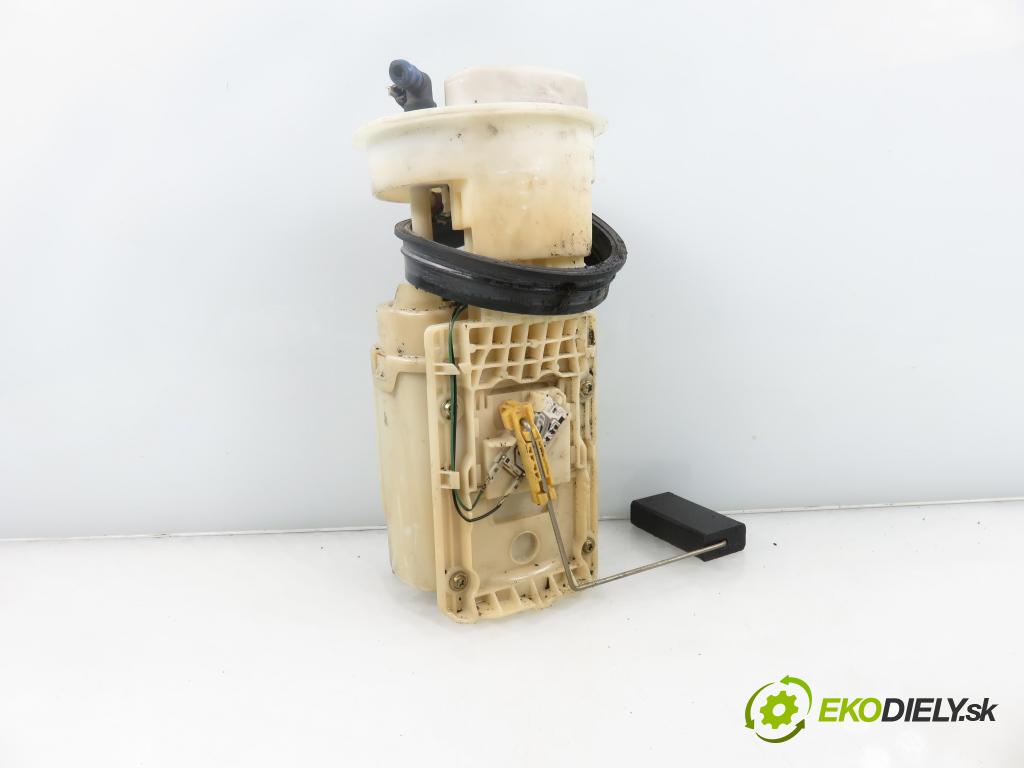 SEAT IBIZA III (6L1) HB 2003 74,00 1.4 16V - BBZ 1390,00 Pumpa paliva 6Q0919051F