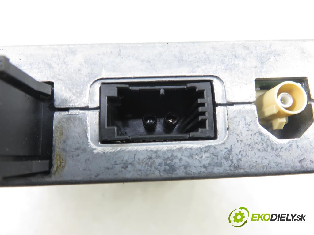 AUDI Q7 (4L) SUV 2007 171,00 3.0 TDI quattro - BUG 2967,00 MODUL BLUETOOTH 4F1862335 ; 4F1910336A