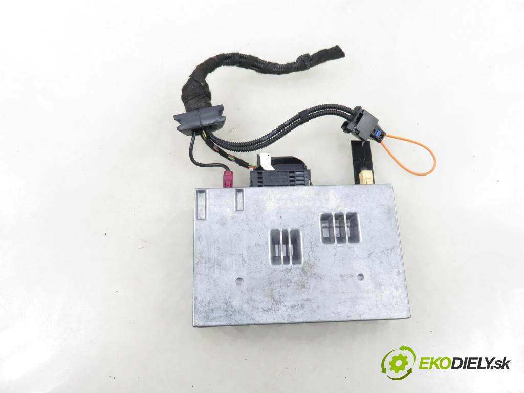 AUDI Q7 (4L) SUV 2007 171,00 3.0 TDI quattro - BUG 2967,00 MODUL BLUETOOTH 4F1862335 ; 4F1910336A