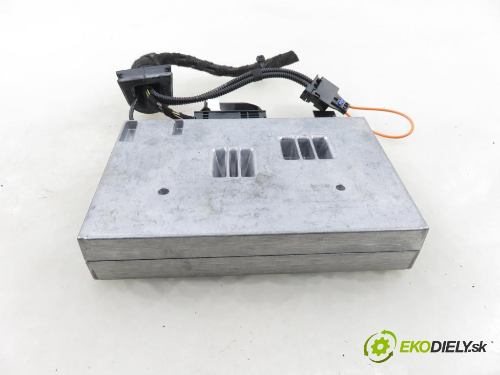 AUDI Q7 (4L) SUV 2007 171,00 3.0 TDI quattro - BUG 2967,00 MODUL BLUETOOTH 4F1862335 ; 4F1910336A