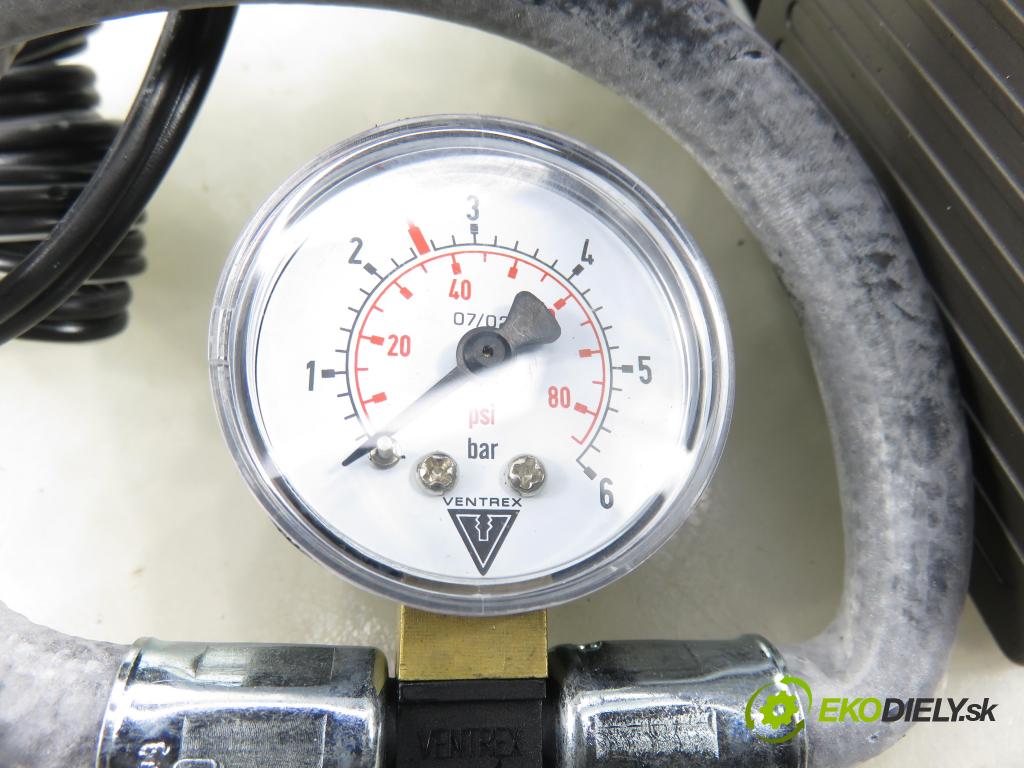 AUDI Q7 (4L) SUV 2007 171,00 3.0 TDI quattro - BUG 2967,00 Kompresor 4L0012615