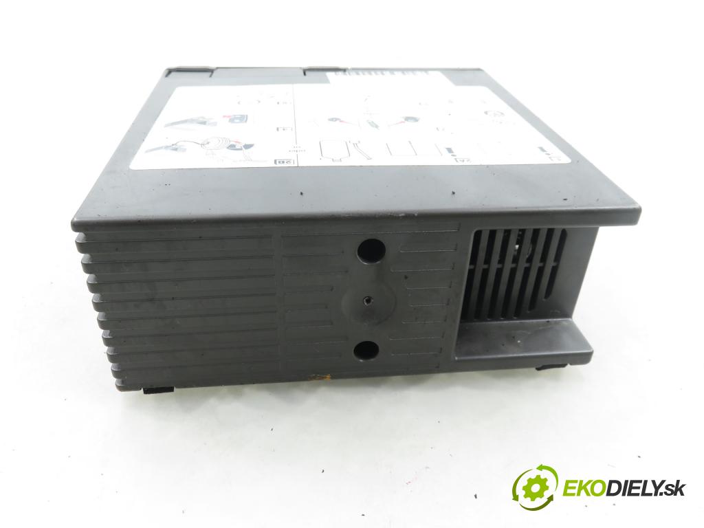 AUDI Q7 (4L) SUV 2007 171,00 3.0 TDI quattro - BUG 2967,00 Kompresor 4L0012615