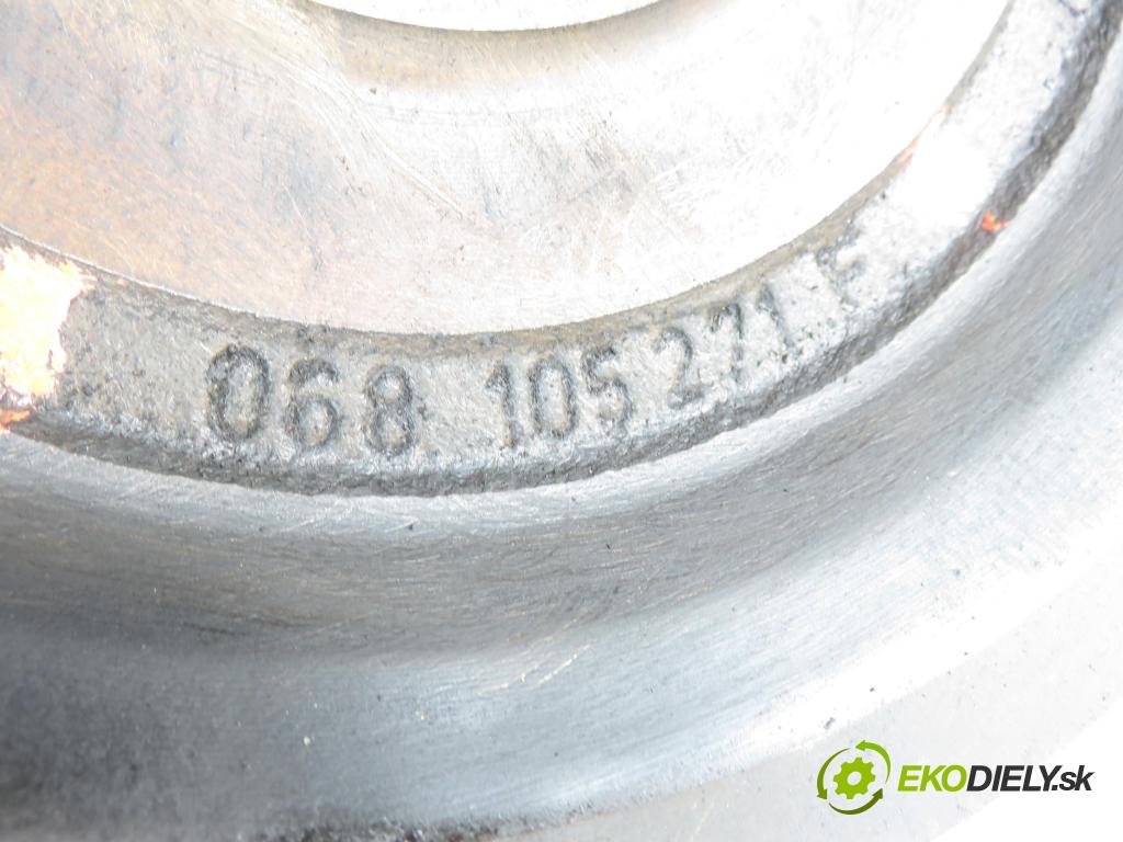 SKODA OCTAVIA I (1U2) LIFTBACK 1998 92,00 1.8 - AGN 1781,00 Koleso zotrvačník 068105271F