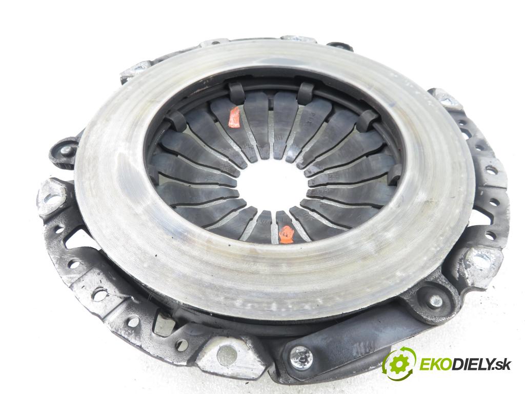 AUDI A3 (8L1) HB 2001 92,00 1.8 - AGN 1781,00 Koleso zotrvačník 068105271F