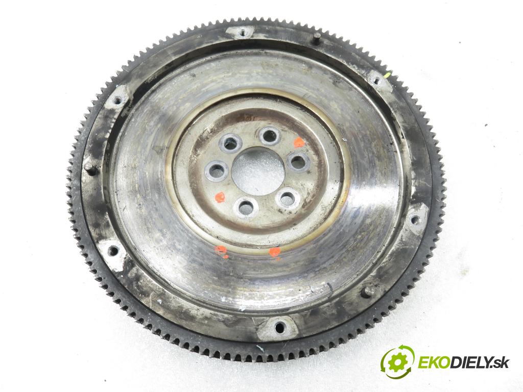 AUDI A3 (8L1) HB 2001 92,00 1.8 - AGN 1781,00 Koleso zotrvačník 068105271F