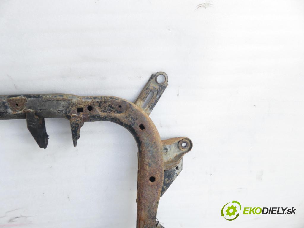 OPEL MERIVA A nadwozie wielkoprzestrzenne (MPV) (X03) HB 2004 74,00 1.7 CDTI 100 - Z 17 DTH 1686,00 predný