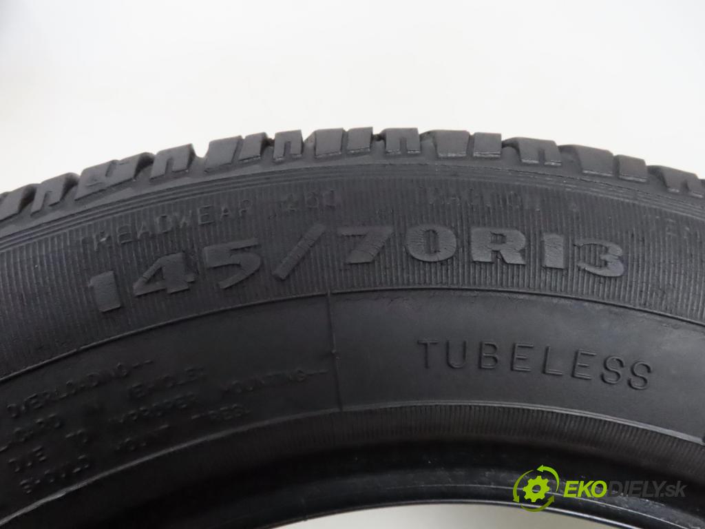 2005    PNEUMATIKY: / PNEUMATIKA: celoročná