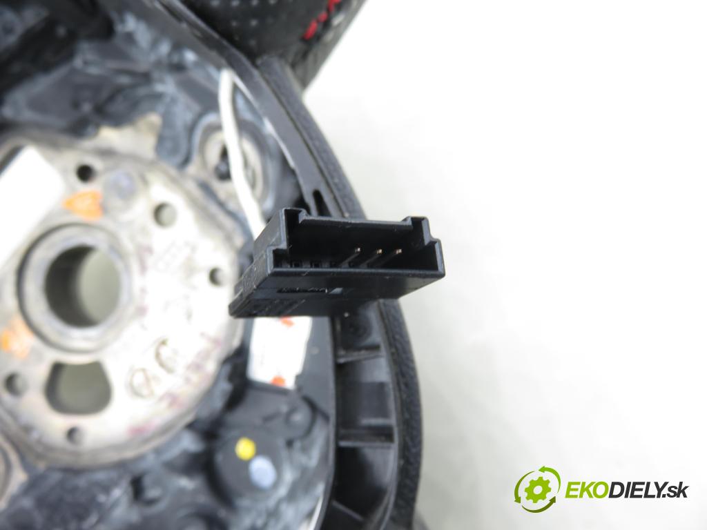 AUDI Q7 (4L) SUV 2007 171,00 3.0 TDI quattro - BUG 2967,00 Volant 4F0419091CA (Volant)