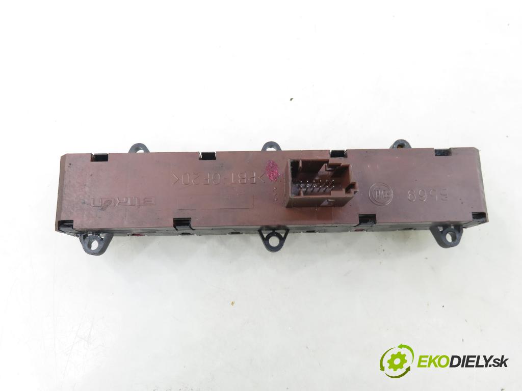 CITROEN JUMPER Skrzynia FURGON 2011 74,00 2.2 HDi 100 - 4HV (P22DTE) 2198,00 přepínač nouzových