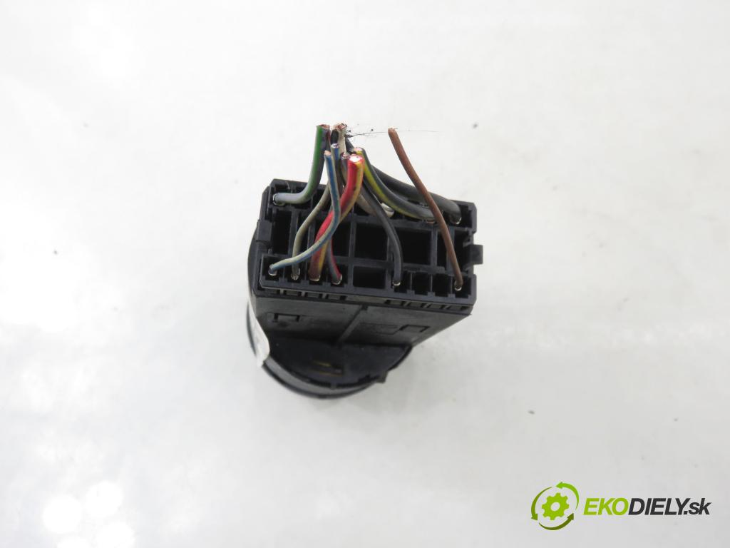 VW TRANSPORTER V Skrzynia (7HA, 7HH, 7EA, 7EH) FURGON 2004 77,00 1.9 TDI PD 105 - AXB 1896,00 prepínač svetlá 6Q0941531B