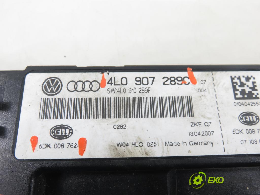 AUDI Q7 (4L) SUV 2007 171,00 3.0 TDI quattro - BUG 2967,00 MODUL komfortu 4L0907289C ; 4L0910289F ; 5DK008762