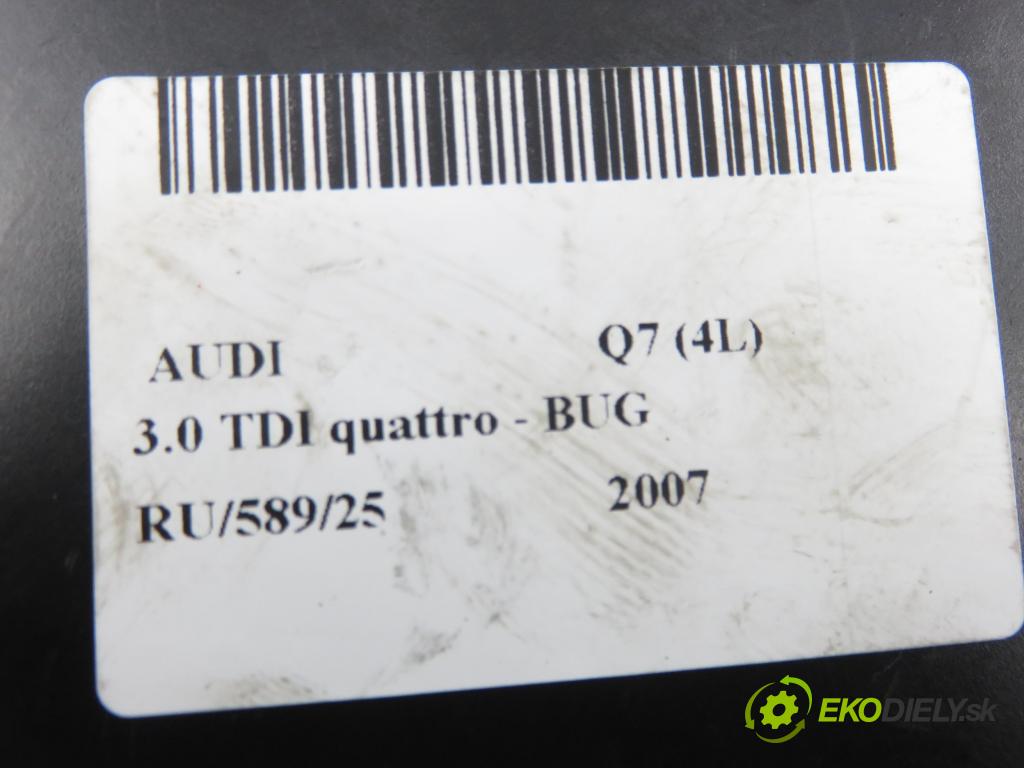 AUDI Q7 (4L) SUV 2007 171,00 3.0 TDI quattro - BUG 2967,00 řídící jednotka tažného oka 4E0907383J