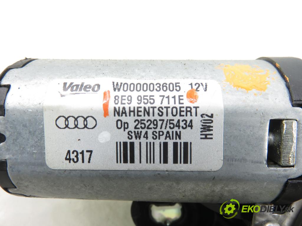 AUDI Q7 (4L) SUV 2007 171,00 3.0 TDI quattro - BUG 2967,00 Motorček stierače zadné 8E9955711E