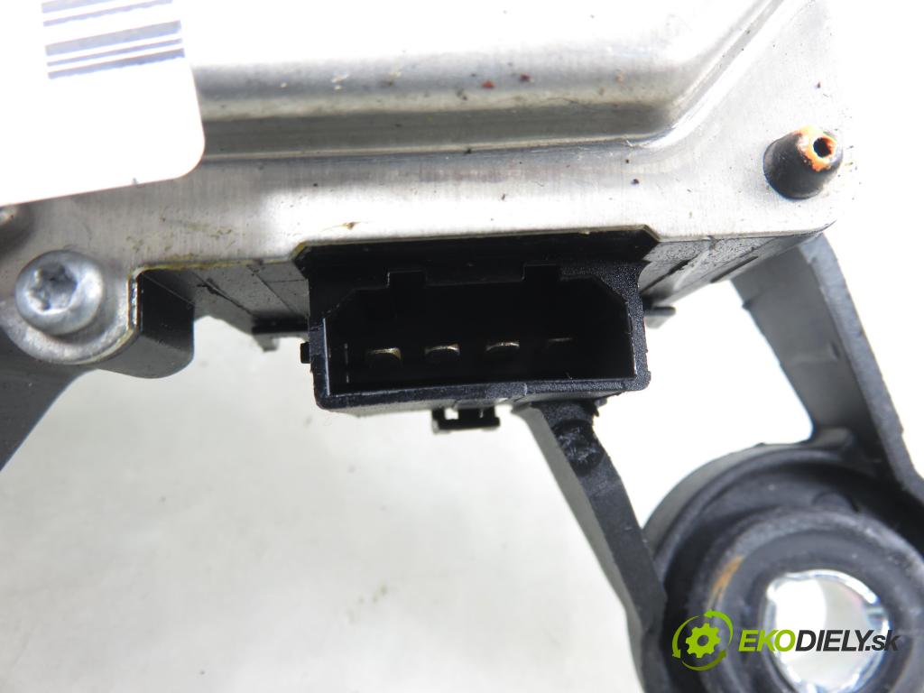 AUDI Q7 (4L) SUV 2007 171,00 3.0 TDI quattro - BUG 2967,00 Motorček stierače zadné 8E9955711E