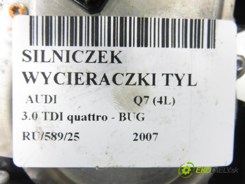 AUDI Q7 (4L) SUV 2007 171,00 3.0 TDI quattro - BUG 2967,00 Motorček stierače zadné 8E9955711E