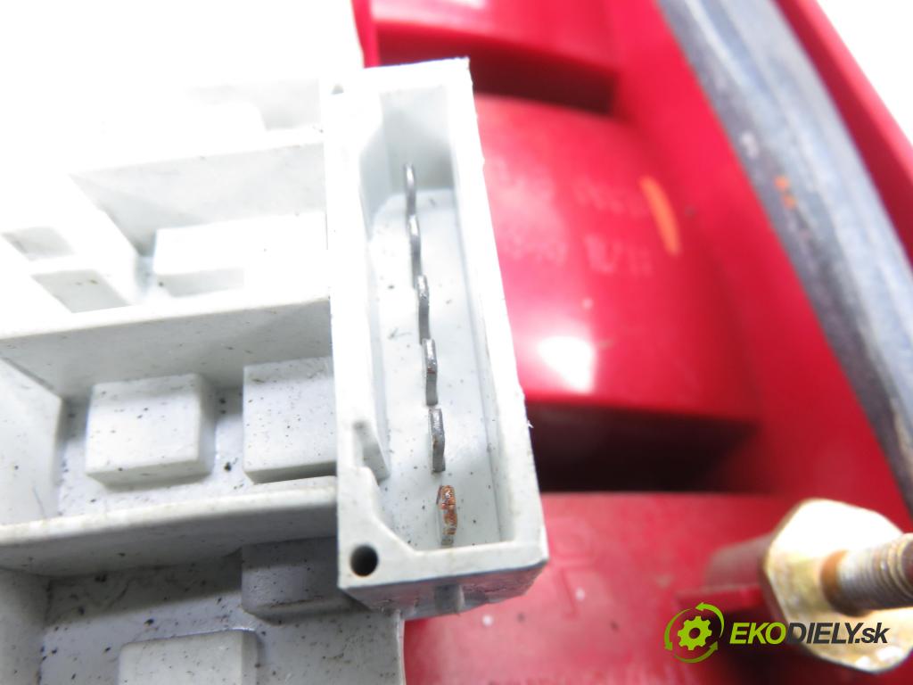 SKODA FABIA I SEDAN (6Y3) SEDAN 2002 50,00 1.4 - AQW 1397,00 Svetlo pravé zadné 6Y9945096B