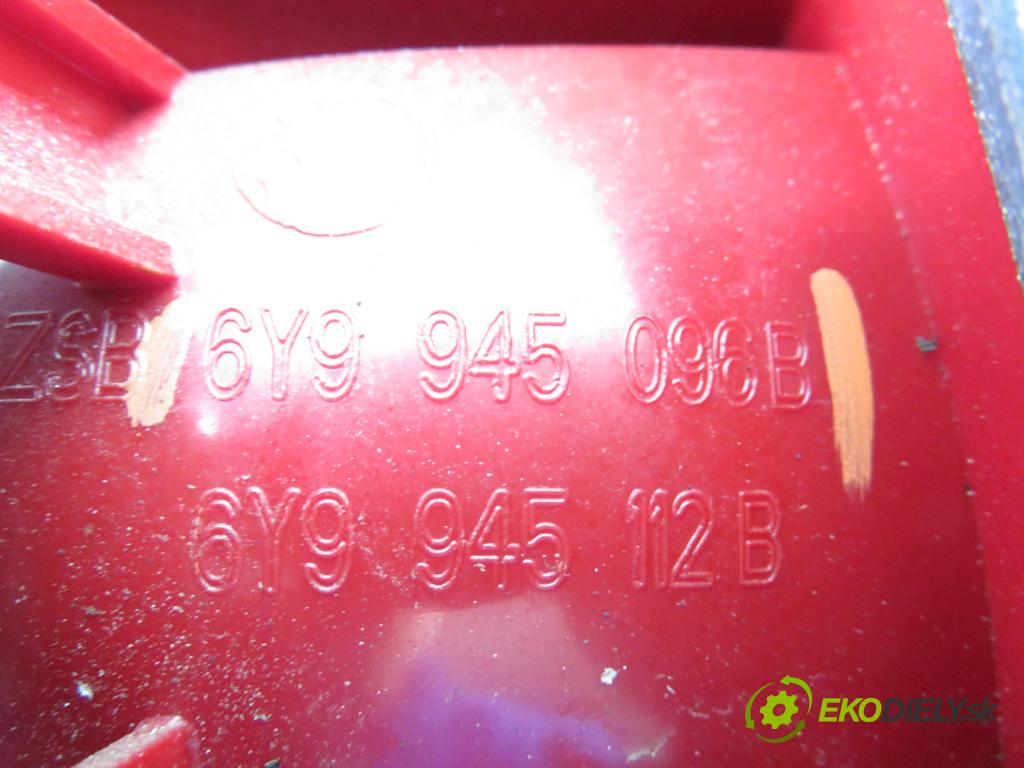 SKODA FABIA I SEDAN (6Y3) SEDAN 2002 50,00 1.4 - AQW 1397,00 Svetlo pravé zadné 6Y9945096B