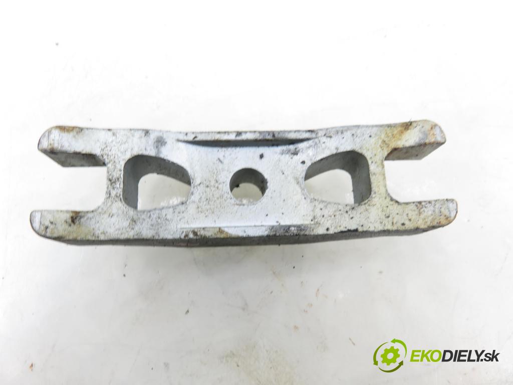 SEAT IBIZA IV (6J5, 6P1) HB 2012 77,00 1.6 TDI - CAYC 1598,00 Stojan VSTREKOVAČ: 03L216