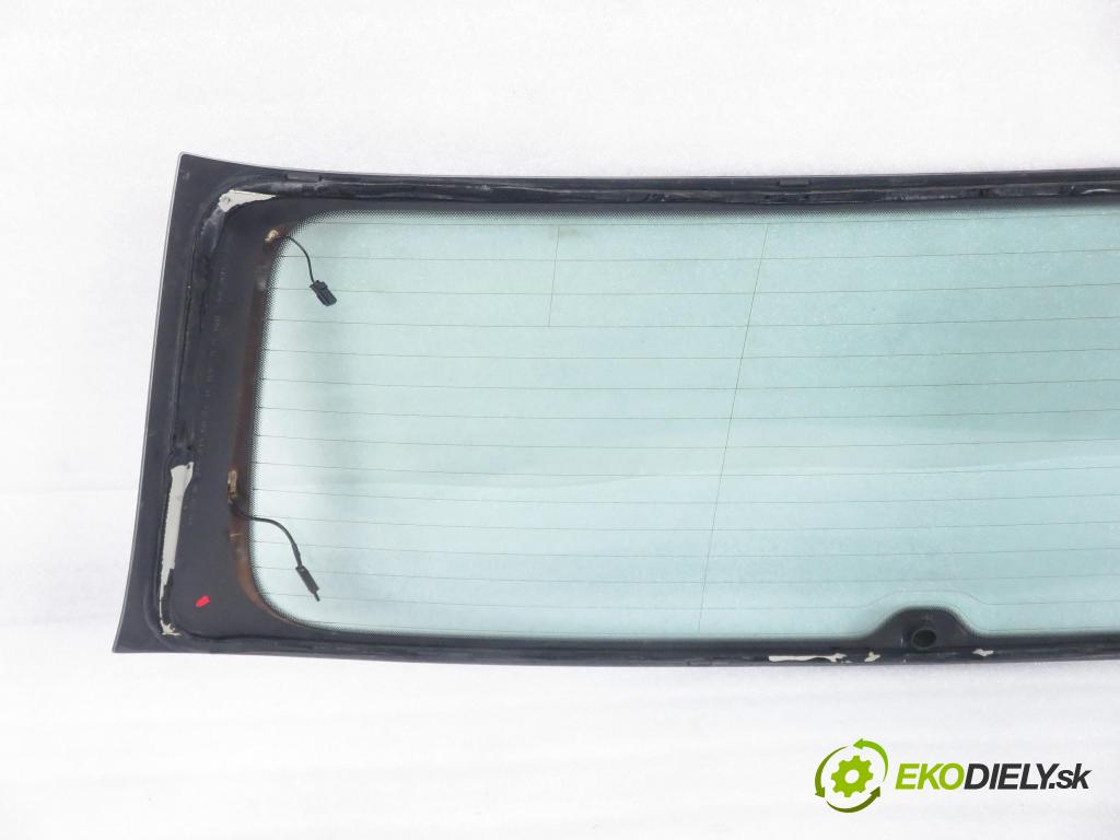 VW GOLF V (1K1) HB 2005 77,00 1.9 TDI - BXE 1896,00 okno ZADNÍ: kapota