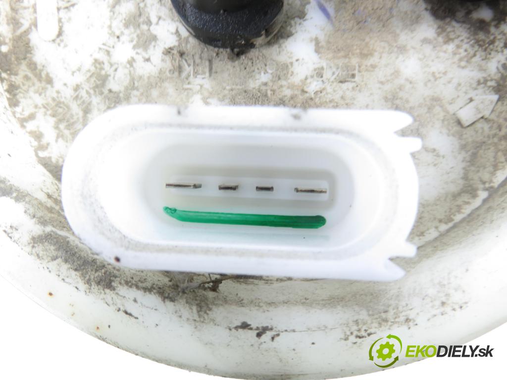 VW POLO (6N2) HB 2000 44,00 1.4 60 - AKK 1390,00 Pumpa paliva 6N0919051N