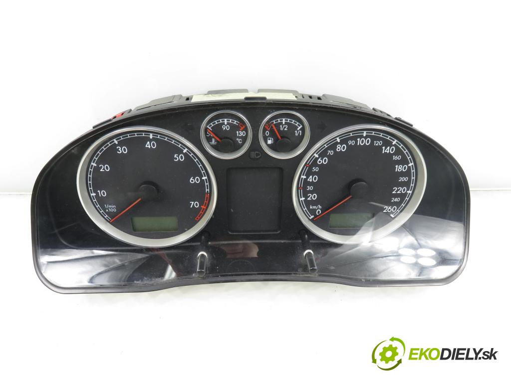 VW PASSAT B5.5 (3B3) SEDAN 2001 85,00 2 - AZM 1984,00 prístrojovka elektrický 3B0920807