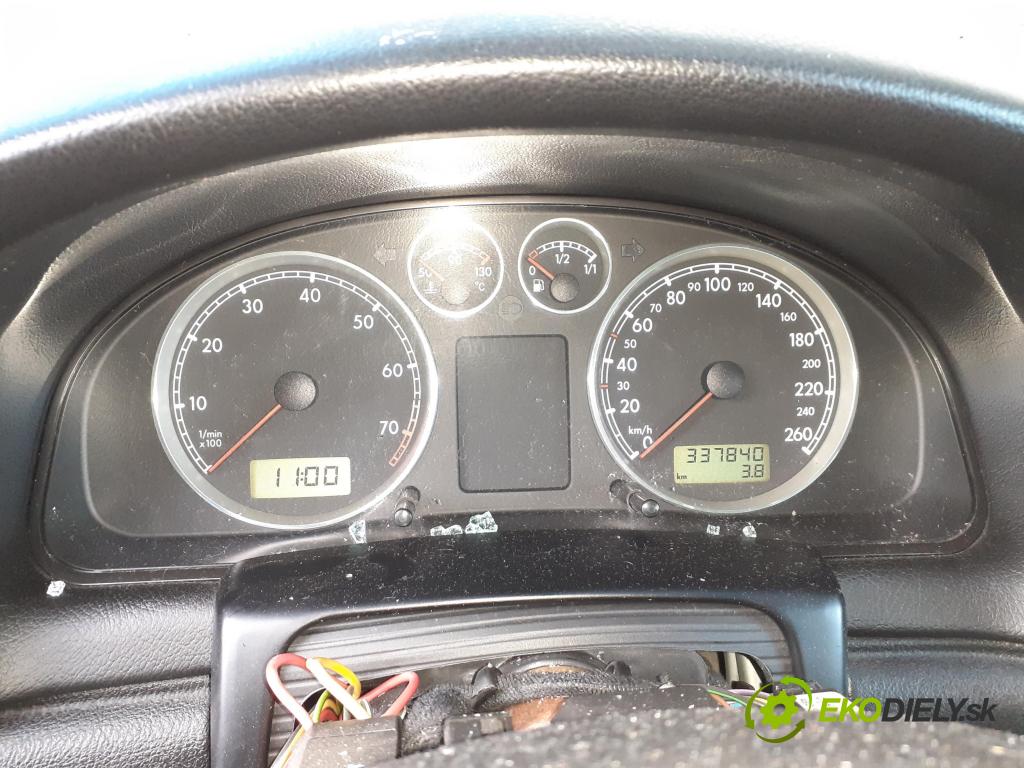 VW PASSAT B5.5 (3B3) SEDAN 2001 85,00 2 - AZM 1984,00 Prístrojovka elektrický 3B0920807