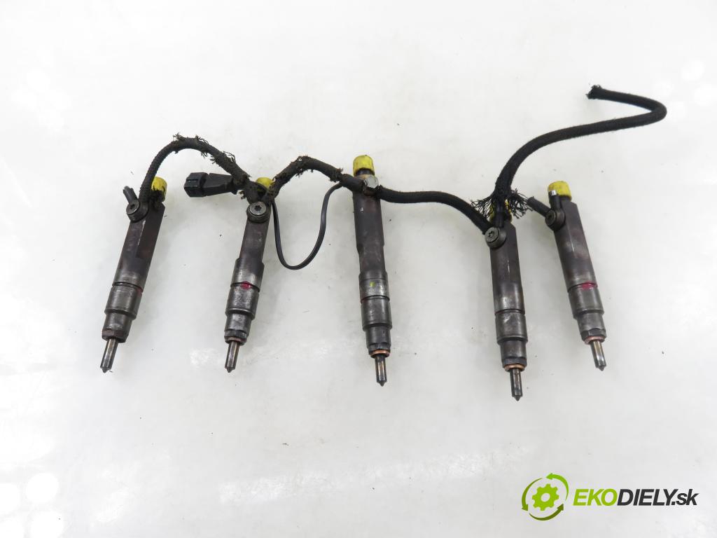 VOLVO 850 Kombi (LW) KOMBI 1997 103,00 2.5 TDI - D 5252 T 2461,00 Vstrekovacie ventily 074130202B ; 046130201F (Vstrekovací ventil)