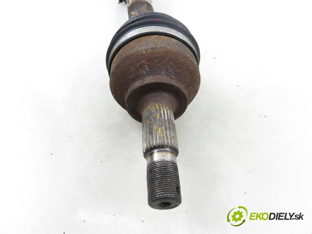 CITROEN C5 III (RD_) SEDAN 2008 155,00 3.0 V6 211 - XFV (ES9A) 2946,00 poloos LP 9682500880