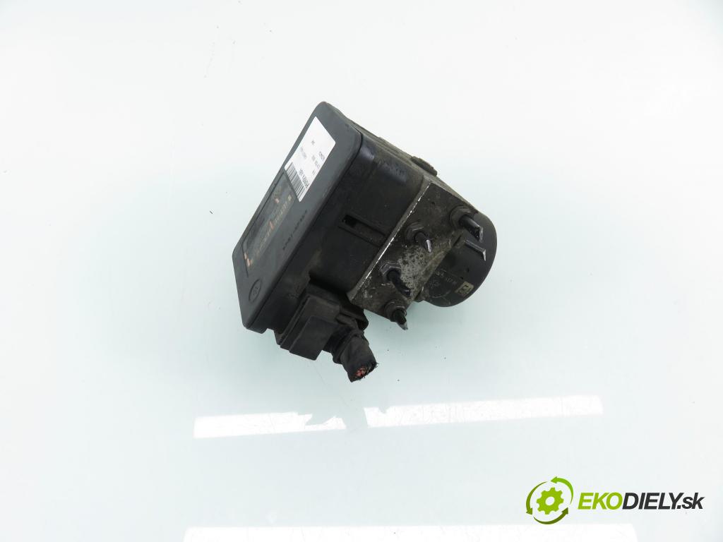 VW GOLF V (1K1) HB 2005 77,00 1.9 TDI - BXE 1896,00 pumpa ABS 1K0907379K ; 10096003483 (Pumpa ABS)