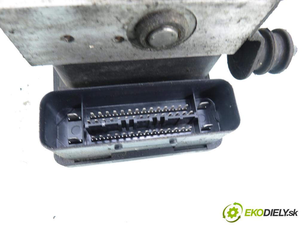 VW GOLF V (1K1) HB 2005 77,00 1.9 TDI - BXE 1896,00 pumpa ABS 1K0907379K ; 10096003483 (Pumpa ABS)