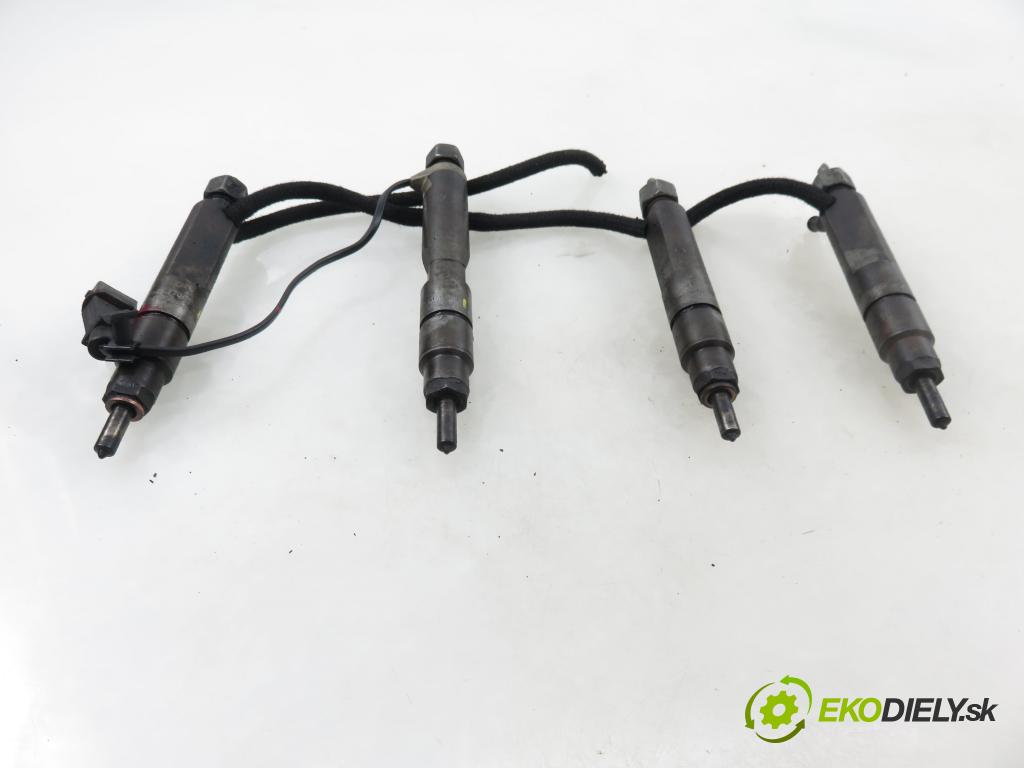 AUDI A4 (8D2, B5) SEDAN 2000 81,00 1.9 TDI quattro - AFN 1896,00 Vstrekovacie ventily 028130201S ; 028130201T (Vstrekovací ventil)