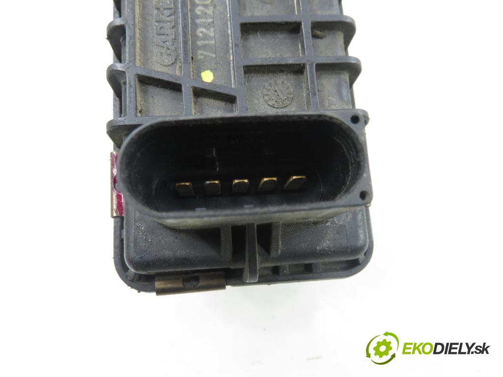 FORD MONDEO III (B5Y) LIFTBACK 2006 66,00 2.0 16V DI / TDDi / TDCi - SDBA 1998,00 nastavovač turba 6NW008412 ; 712120 ; 6NW008412712120 (Motorek ostatní)