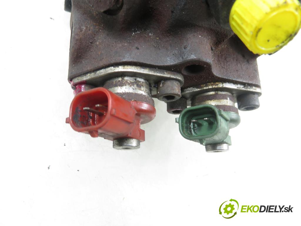 TOYOTA AVENSIS VERSO (_M2_) MINIVAN 2004 85,00 2.0 D (CLM20_) - 1CD-FTV 1995,00 pumpa vysokého TLAK: 2210027010 ; 09730000188