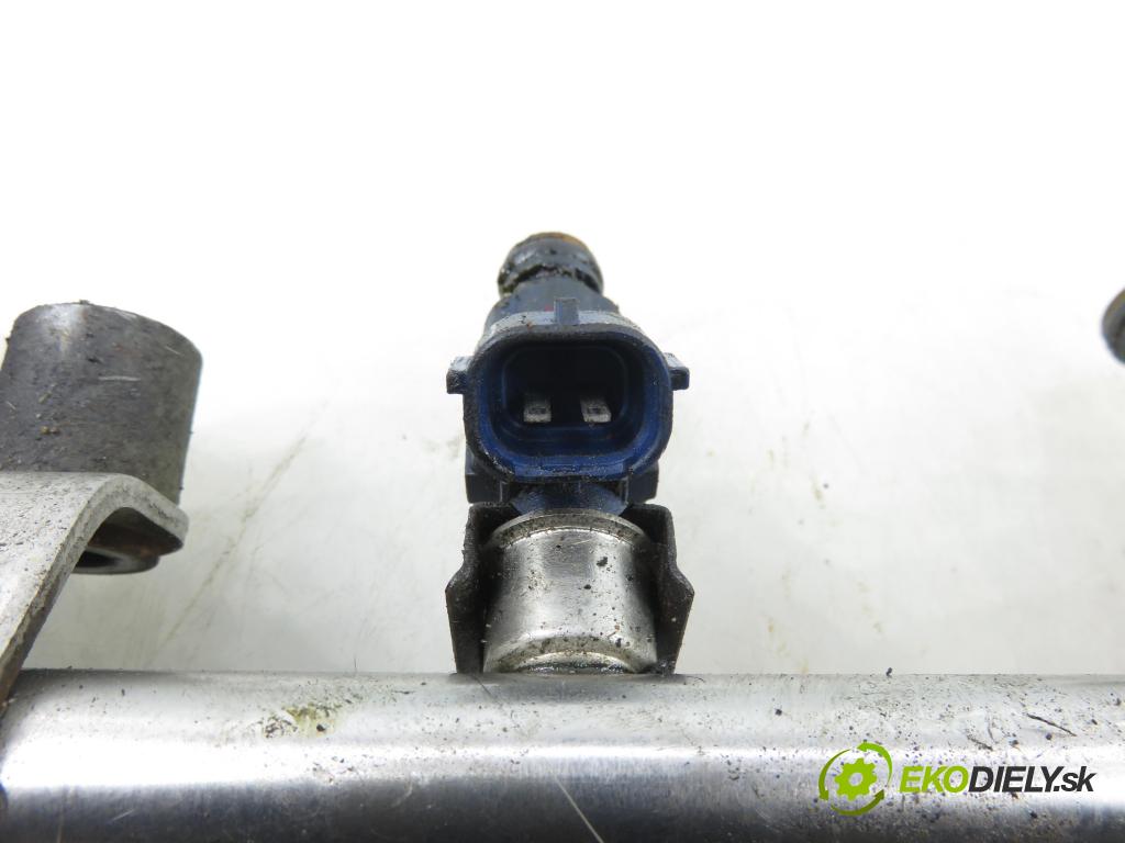 KIA CEE'D SW (ED) KOMBI 2009 90,00 1.6 122 - G4FC 1591,00 Lišta vstrekovacia 353102B000 (Vstrekovacia lišta)