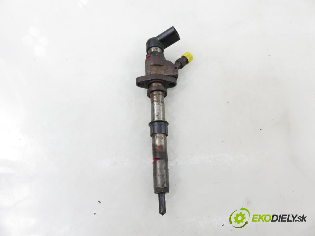 FORD FOCUS II (DA_, HCP) HB 2006 100,00 2.0 TDCi - G6DD 1997,00 vstrekovač 9657144580 (Vstrekovač paliva)