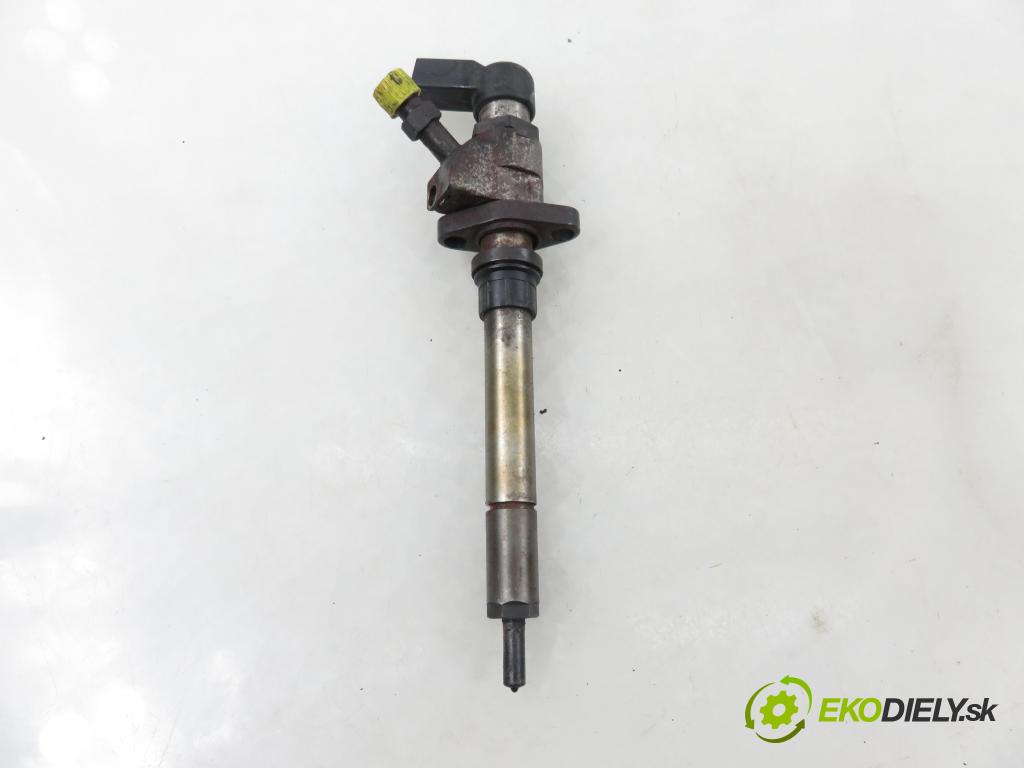 FORD FOCUS II (DA_, HCP) HB 2006 100,00 2.0 TDCi - G6DD 1997,00 vstrekovač 9657144580 (Vstrekovač paliva)