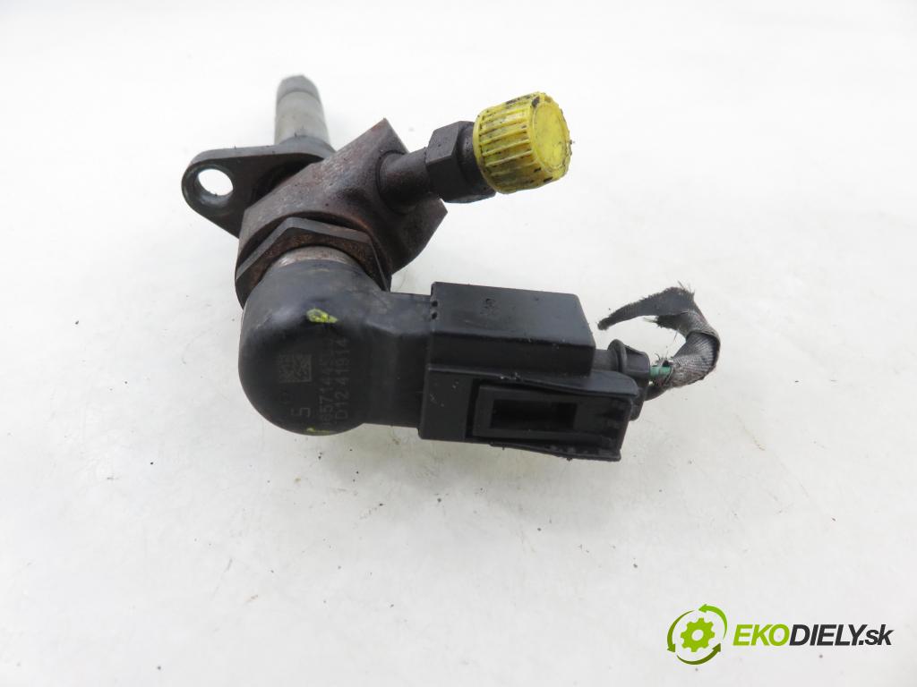 FORD FOCUS II (DA_, HCP) HB 2006 100,00 2.0 TDCi - G6DD 1997,00 vstrekovač 9657144580 (Vstrekovač paliva)