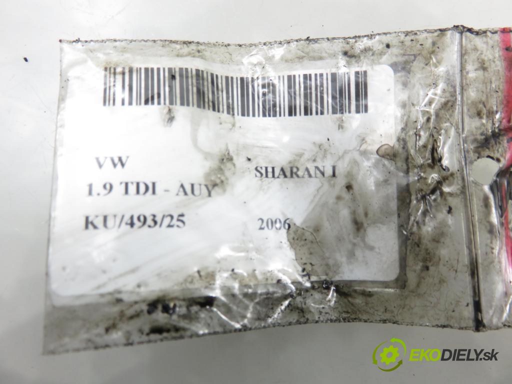 VW SHARAN (7M8, 7M9, 7M6) VAN 2006 85,00 1.9 TDI PD 115 - AUY 1896,00 Vstrekovač 038130073BP ; 0414720314 (Vstrekovač paliva)