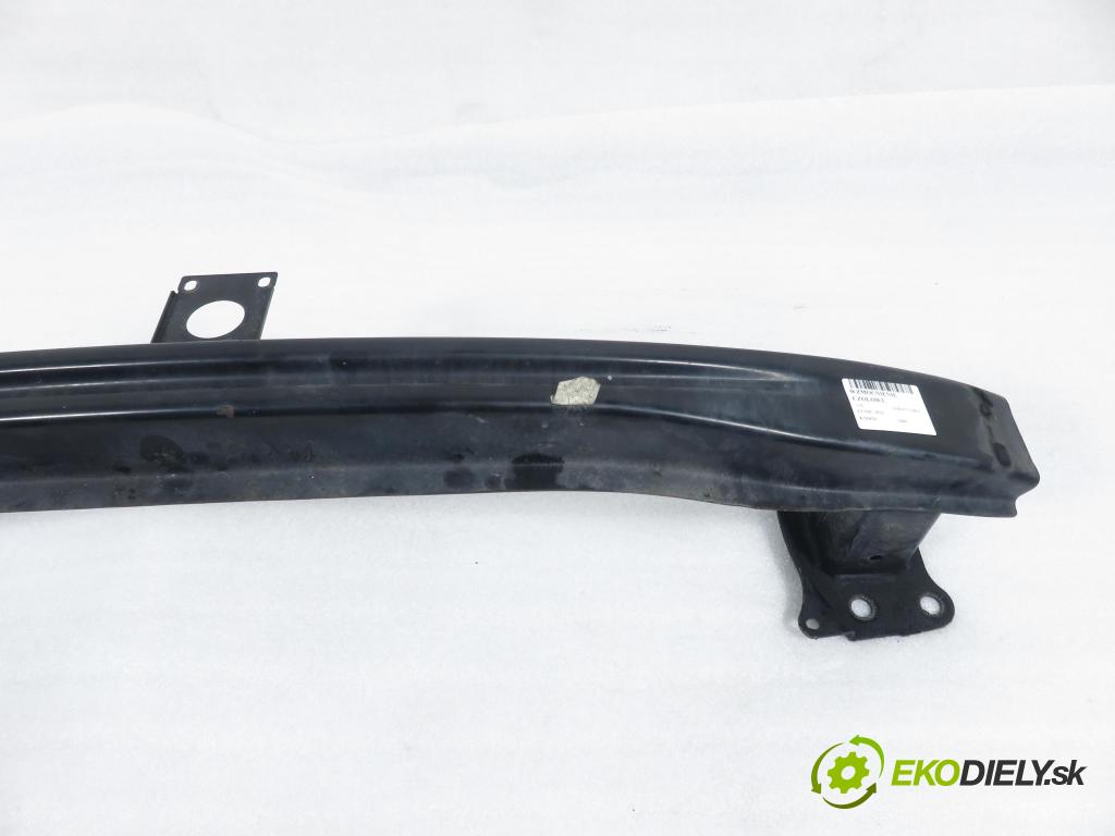 VW GOLF V (1K1) HB 2005 77,00 1.9 TDI - BXE 1896,00 výztuha PŘEDNÍ