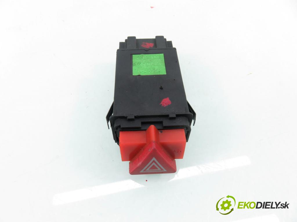 AUDI A3 (8L1) HB 2001 92,00 1.8 - AGN 1781,00 prepínač výstražných (núdzových) 