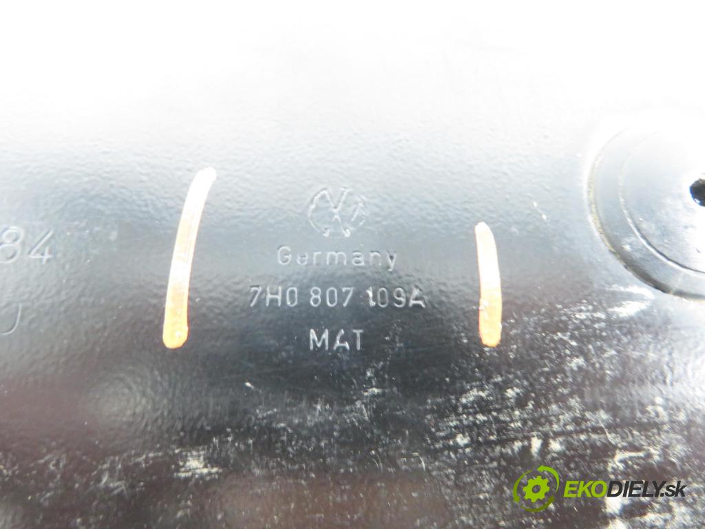 VW TRANSPORTER V Skrzynia (7HA, 7HH, 7EA, 7EH) FURGON 2004 77,00 1.9 TDI PD 105 - AXB 1896,00 výztuha PŘEDNÍ 7H0807109A